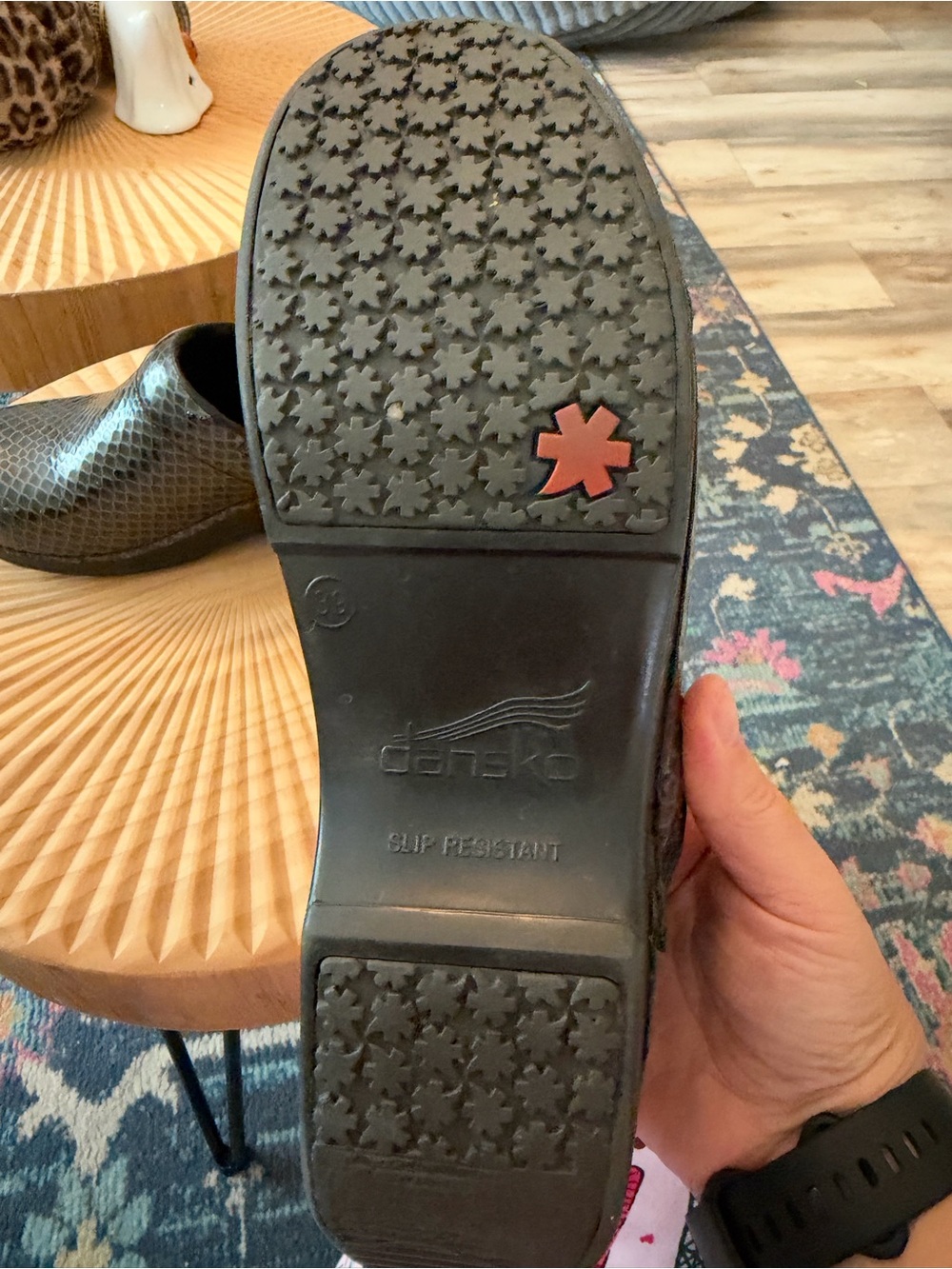 Dansko Pro XP clogs dark metallic/gray snakeskin patent leather Size 39/8.5 - Picture 7 of 11